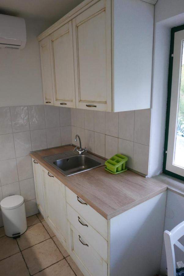 Vacation House "Pave" Povlja  Exterior photo
